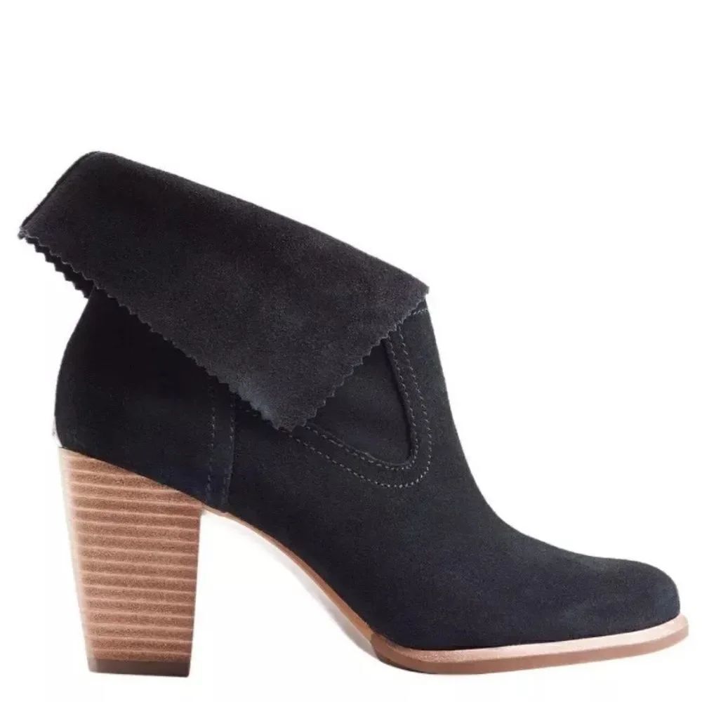 NEW UGG Thames Black Suede Ankle Heel Boots